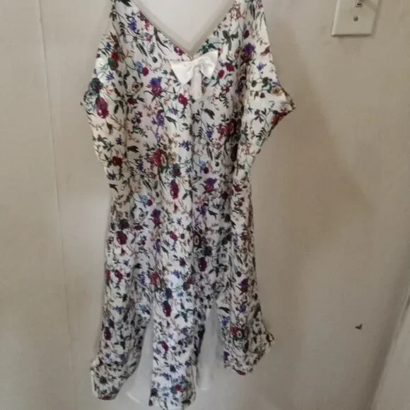 Vintage Victoria's Secret Gold Label Sz L Floral Night Gown Slip Chemise - Picture 5 of 5